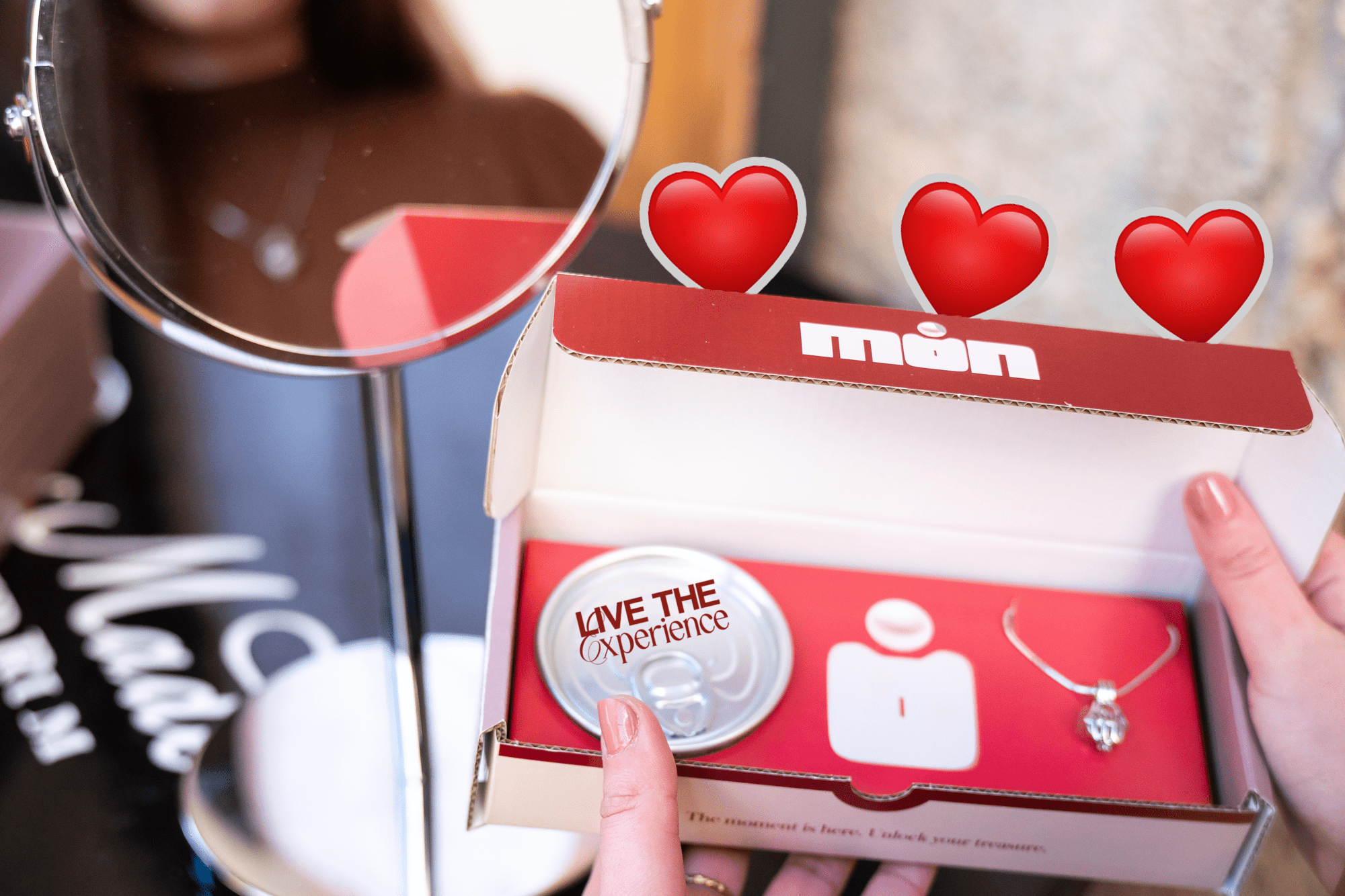 Qué Regalar a una Mujer (o Regalarte a Ti Misma): Ideas Originales que Emocionan