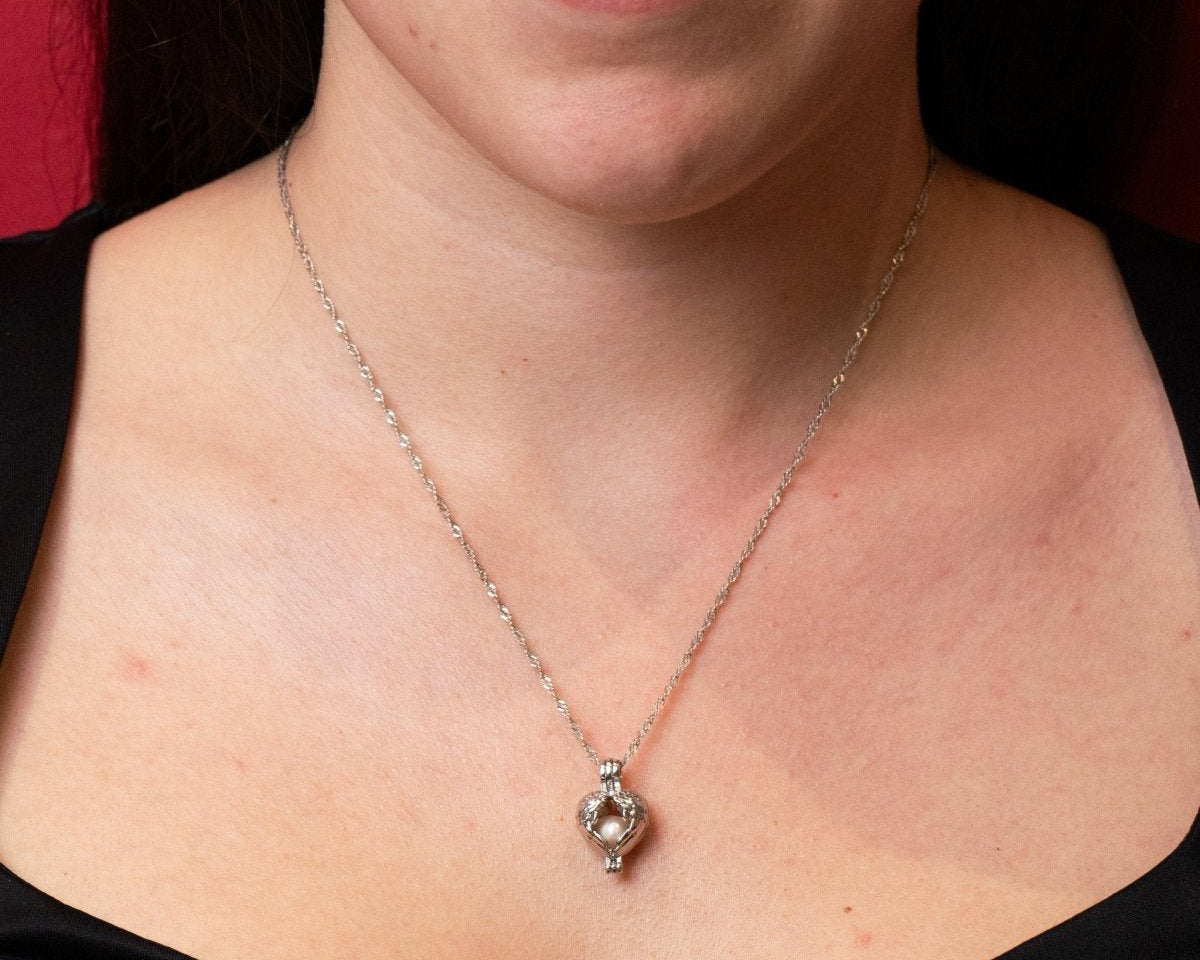 Collar con perla natural Experiencia Capped Heart - regalo con significado para mujer - Cadena Lisa
